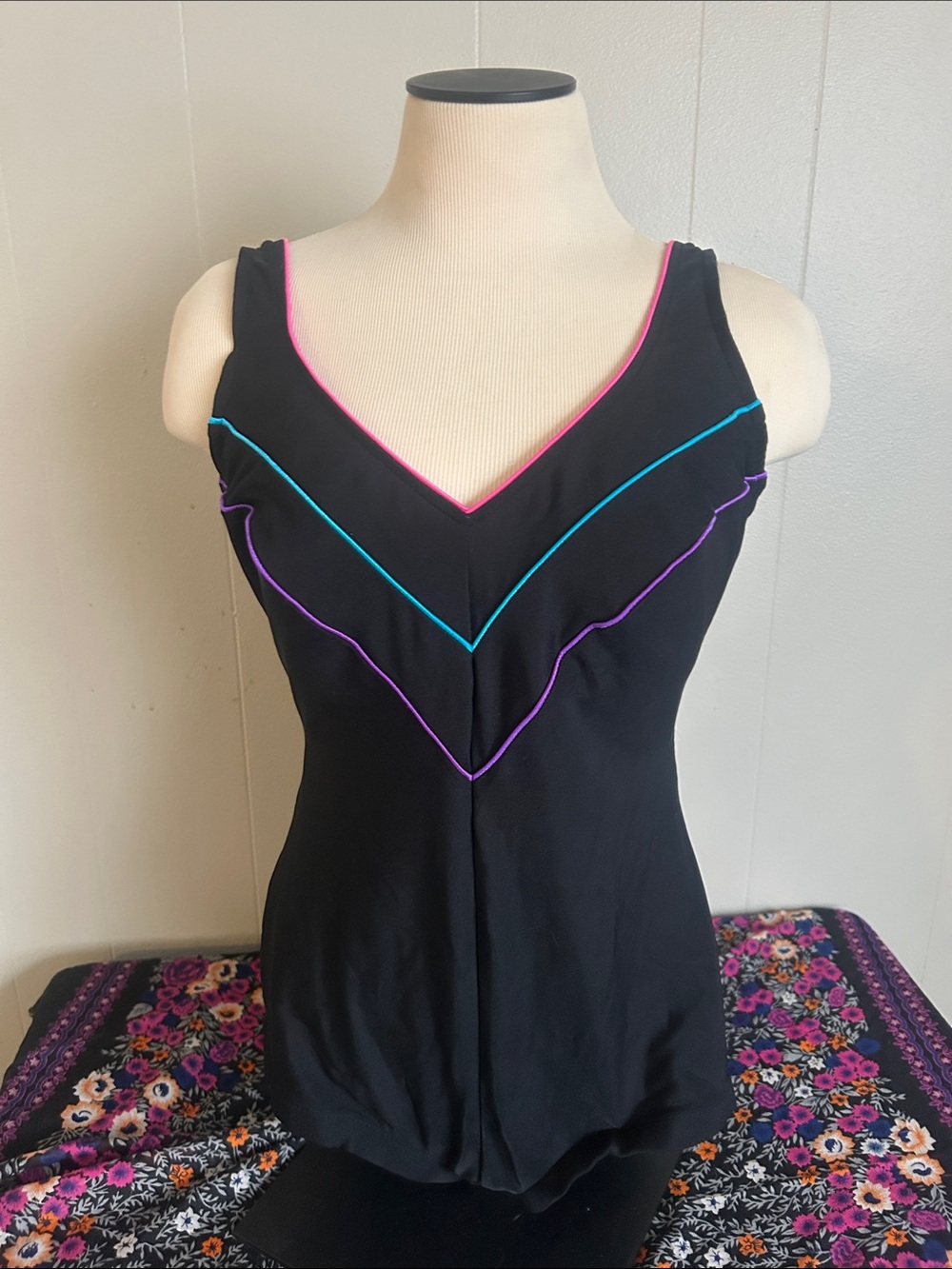 Vintage swimsuit with colored piping union tags by Le Cove
